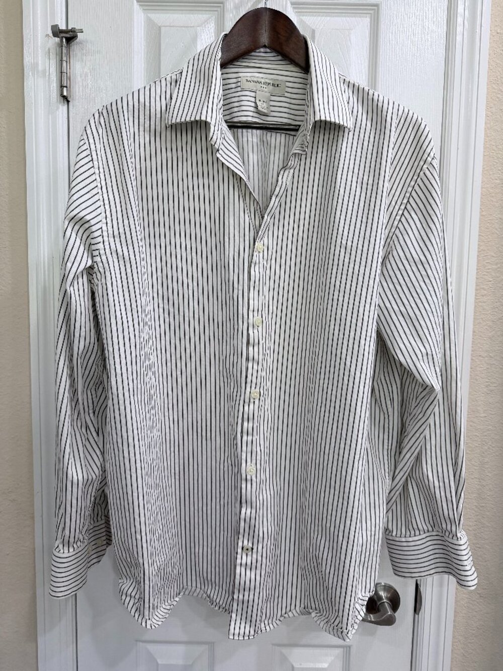 Banana Republic Men’s XXL Brown Ivory Stripe Cotton Button Down Shirt